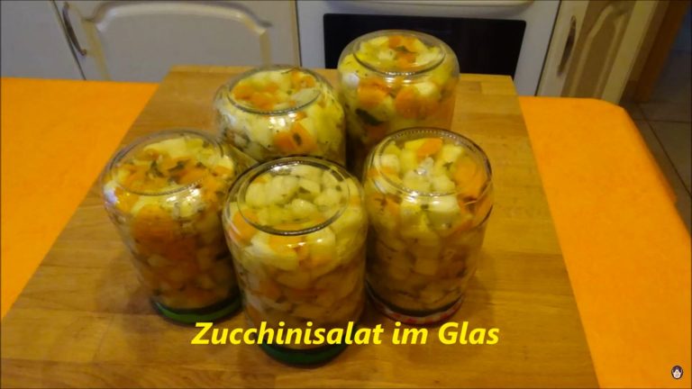 Zucchinisalat im Glas