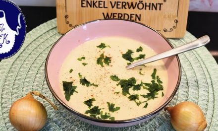  Omas Zwiebelcremesuppe